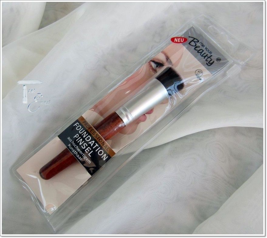 for your beauty – Professional Foundation Pinsel